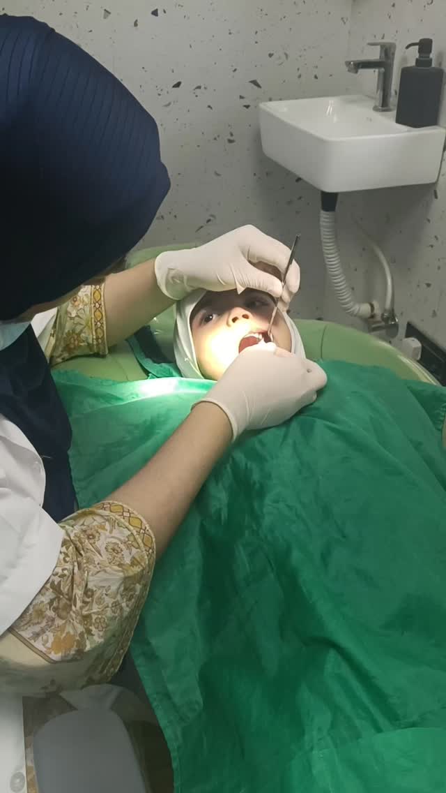 Patient comfort at Saeed Dental Mumbra